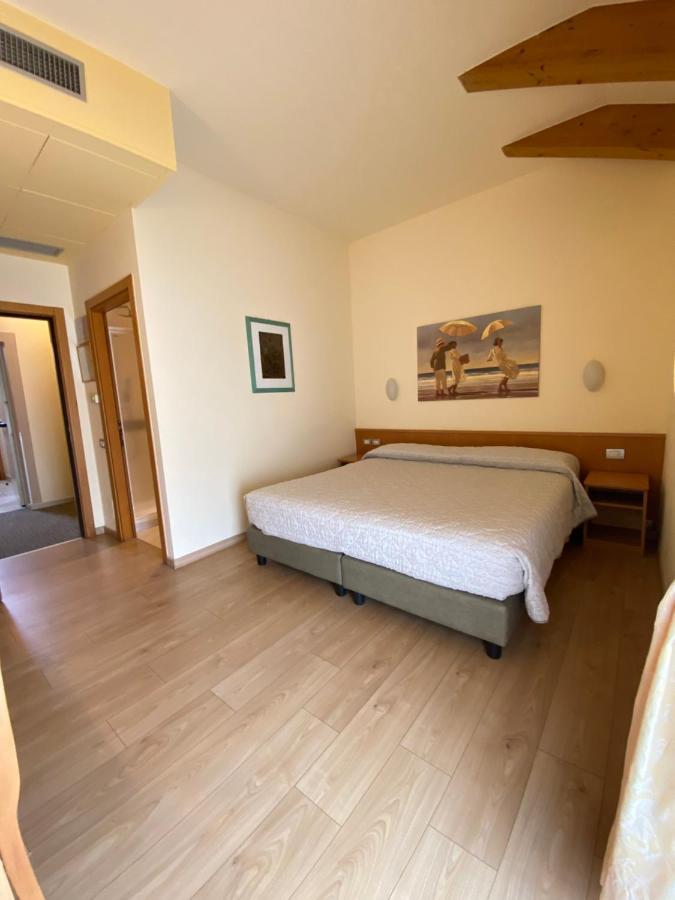 Al Brenta Hotell Levico Terme Exteriör bild
