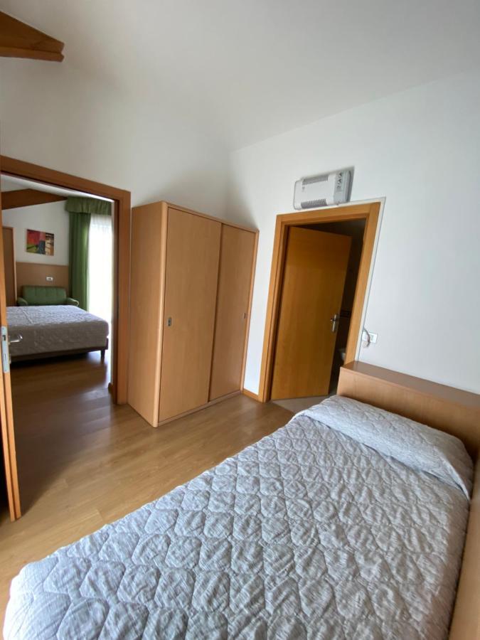 Al Brenta Hotell Levico Terme Exteriör bild